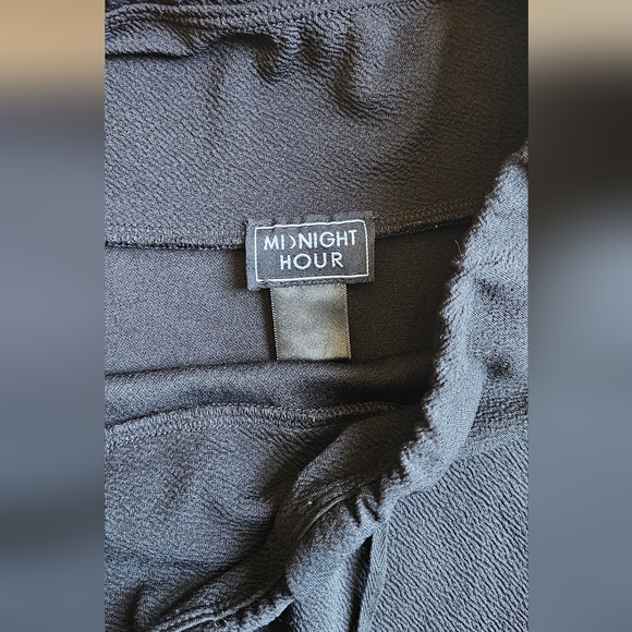 Midnight hour crepe lace up skirt - Picture 2 of 3